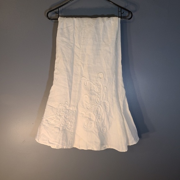 JM collection 100% linen suit with floral accent - Picture 4 of 10